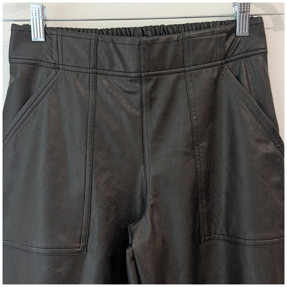 NEW Spanx Leather Like Jogger - Picture 3 of 7